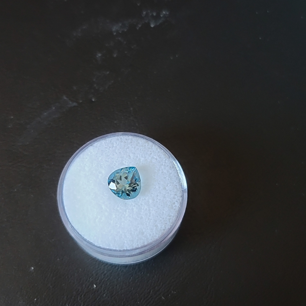 Pear Cut London Blue Topaz Gemstone 2.32ct